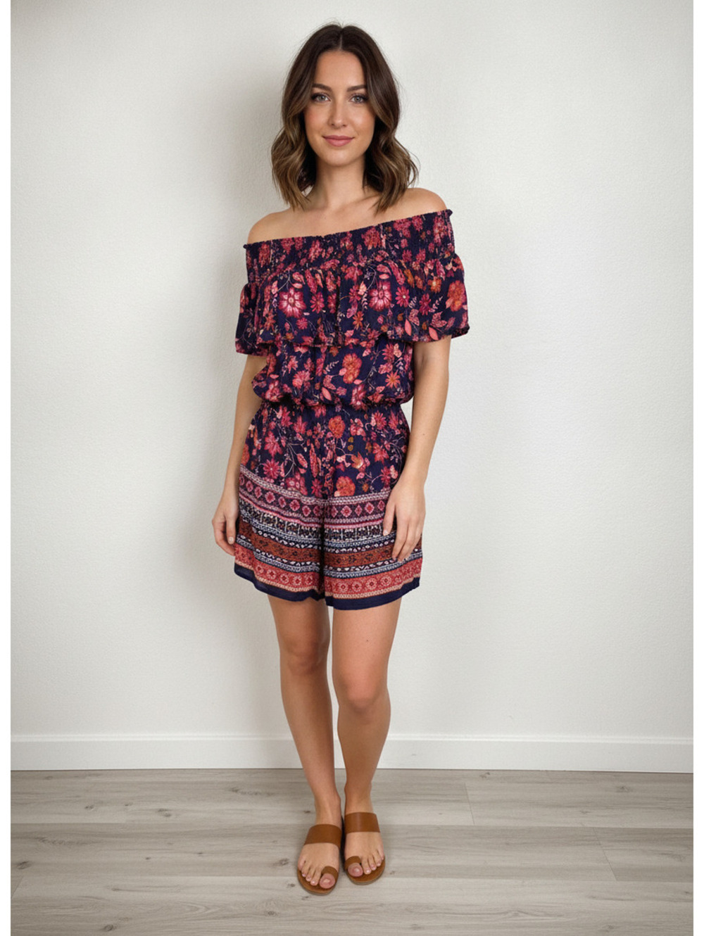 Anthropologie Band of Gypsies Floral Romper Size Small